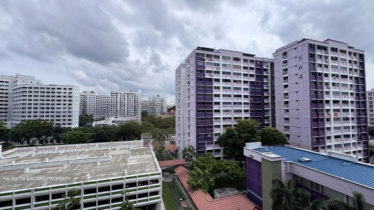 Blk 560 Hougang Street 51 (Hougang), HDB Executive #475174581